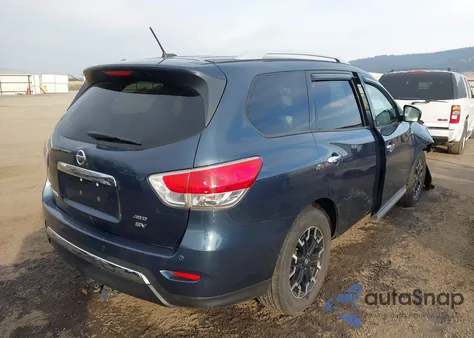 2015 Nissan Pathfinder Platinum/S/Sl/Sv z USA, uszkodzony, nr VIN 5N1AR2MM3FC635560